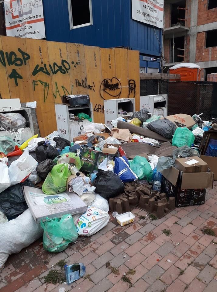 Locuitorii Sectorului 3, îngropați în gunoaie. Negoiță a încheiat ILEGAL contract cu Rosal