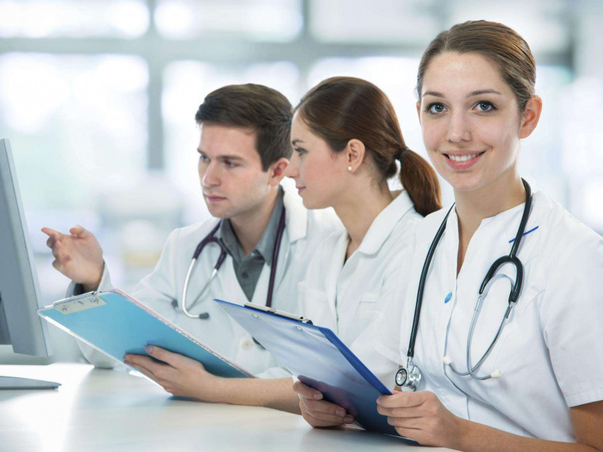 Consiliului General al Municipiului Bucureşti dă bani pentru formarea medicilor din spitalele PMB