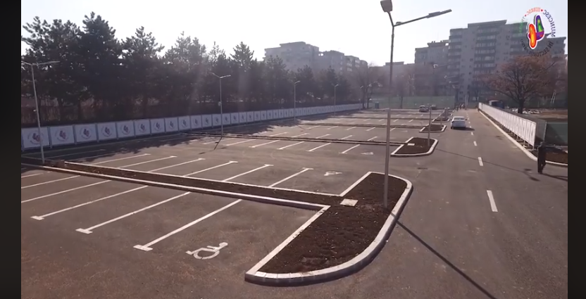 Parcări Sector 4